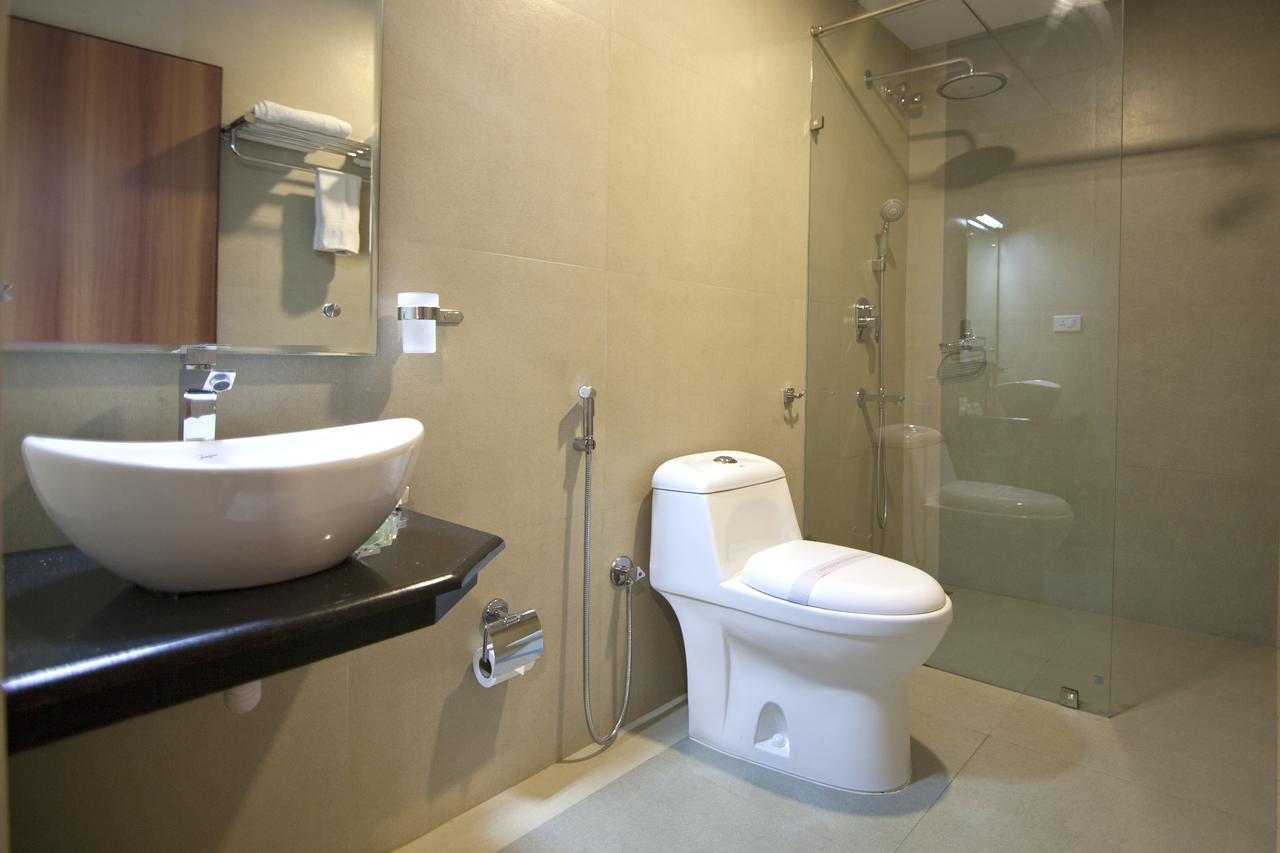 Comfy Luxury Hotel Bangalore Eksteriør bilde