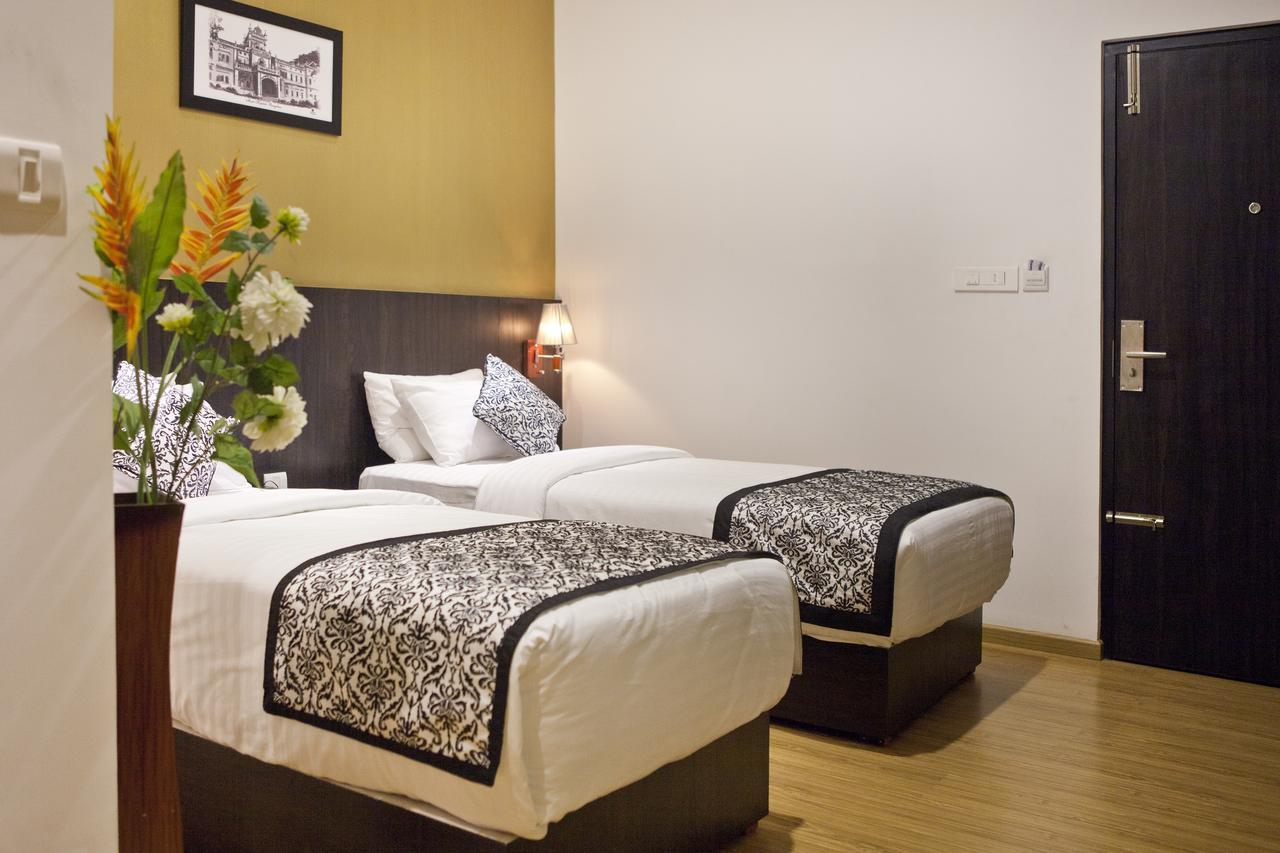 Comfy Luxury Hotel Bangalore Eksteriør bilde