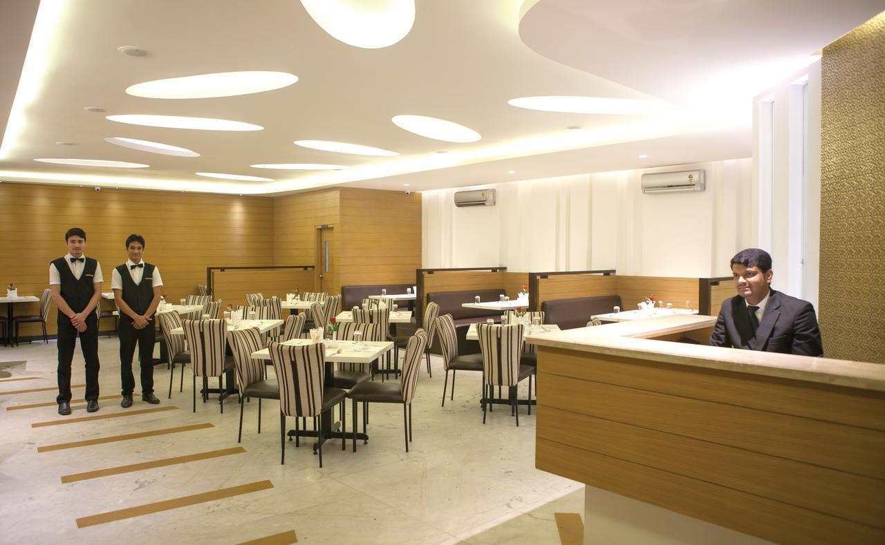 Comfy Luxury Hotel Bangalore Eksteriør bilde