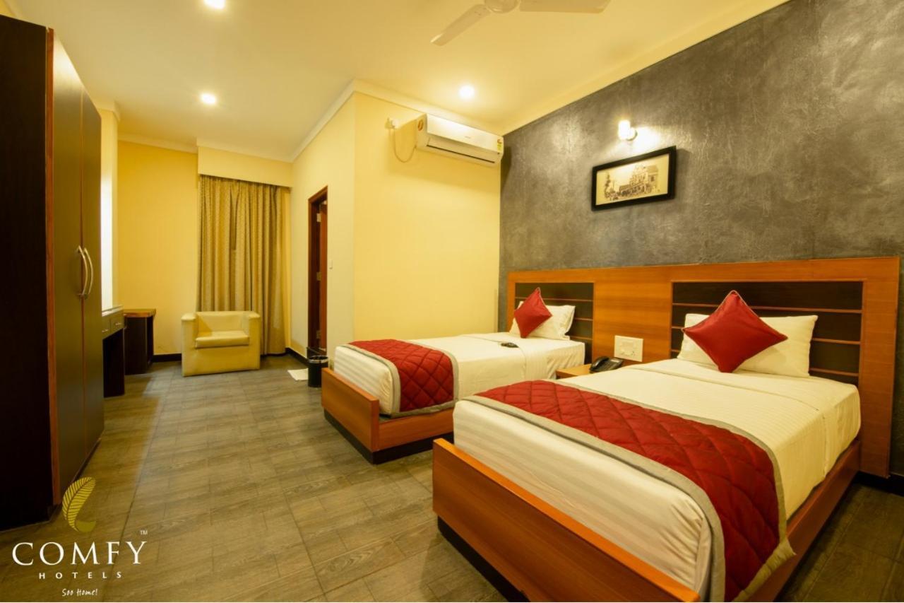Comfy Luxury Hotel Bangalore Eksteriør bilde