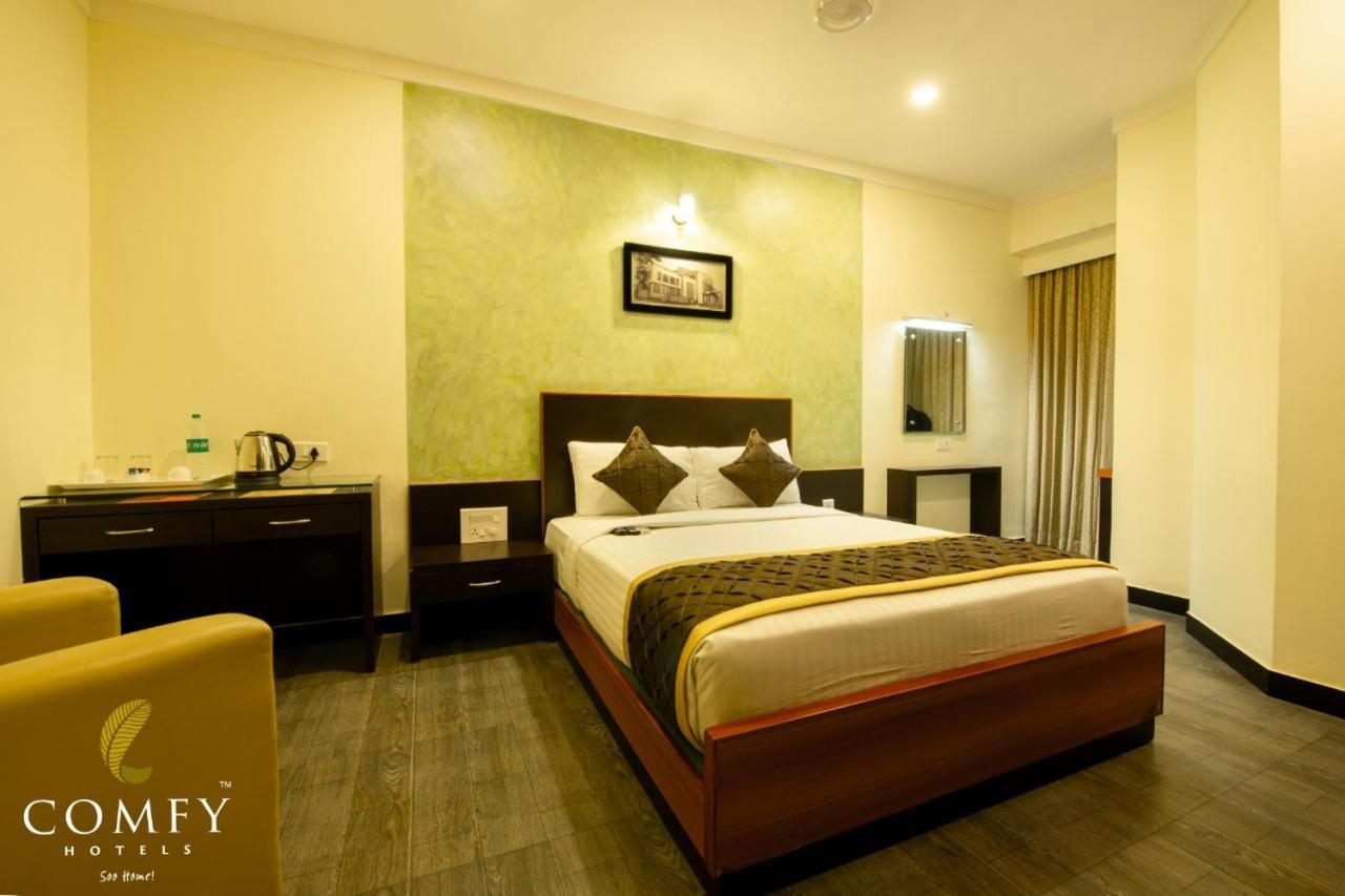 Comfy Luxury Hotel Bangalore Eksteriør bilde