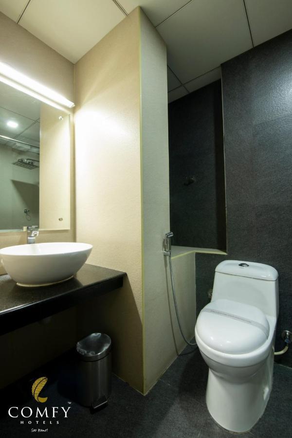 Comfy Luxury Hotel Bangalore Eksteriør bilde