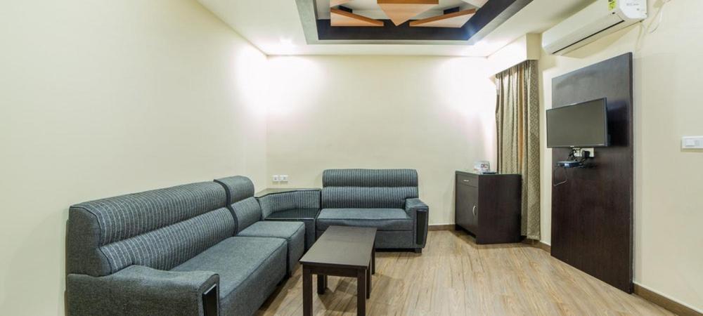 Comfy Luxury Hotel Bangalore Eksteriør bilde